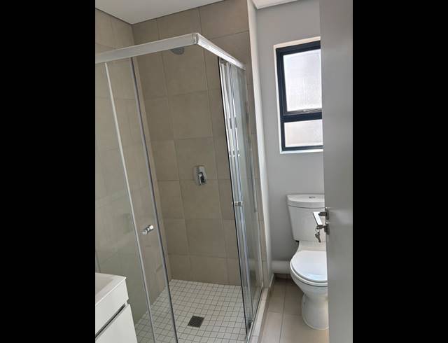 2 BEDROOM APARTMENT TO LET IN EMBERTON ESTATE